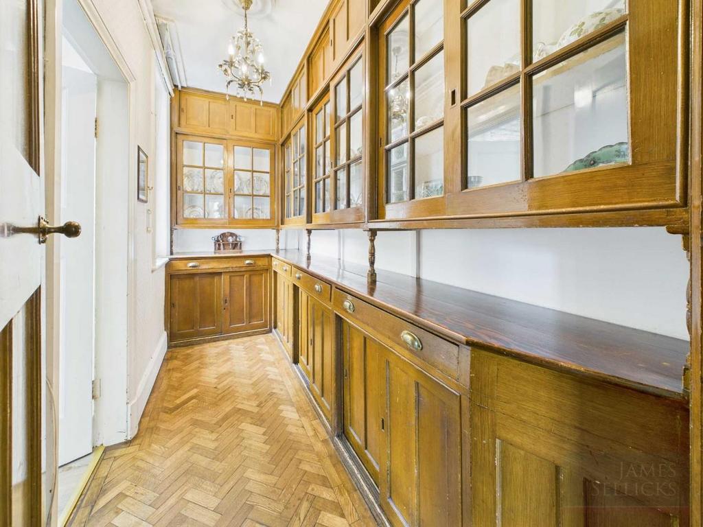Butler&#39;s Pantry