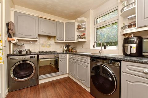 2 bedroom ground floor flat for sale, The Albany, Wallington SM6
