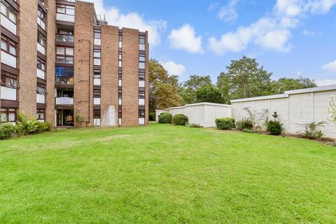 2 bedroom ground floor flat for sale, The Albany, Wallington SM6