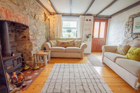 2 bedroom cottage for sale, Grenville Road, Lostwithiel, PL22