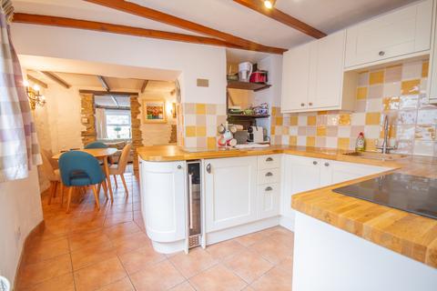 2 bedroom cottage for sale, Grenville Road, Lostwithiel, PL22