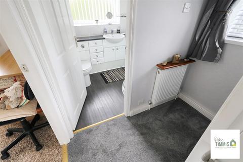 3 Dairyfields Way, Stoke-on-trent, ST1 6XJ