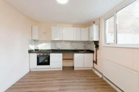 3 bedroom terraced house for sale, Freehold Street, Queens Park, NN2 6EW