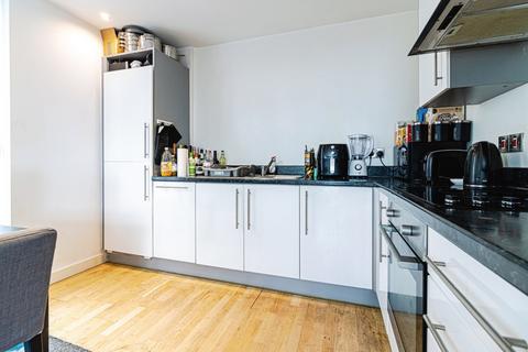 2 bedroom apartment for sale, The Quays, Salford M50