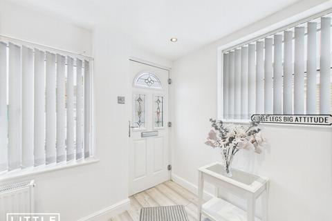 3 bedroom semi-detached house for sale, Hilary Close, Prescot, L34