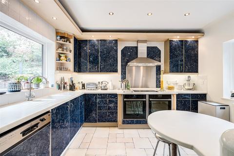 4 bedroom detached house for sale, Arundel Road, High Salvington, Worthing, West Sussex, BN13