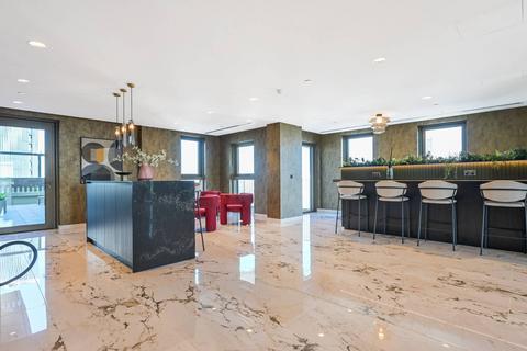 222 Marsh Wall, London E14