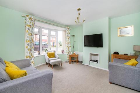 4 bedroom semi-detached house for sale, Birchwood Avenue, North Gosforth, NE13
