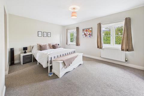 2 Beamont Walk, Brockworth, Gloucester, GL3 4BL