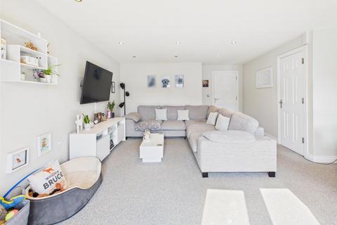 2 Beamont Walk, Brockworth, Gloucester, GL3 4BL