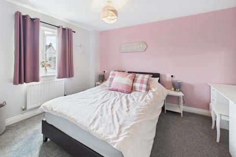 2 Beamont Walk, Brockworth, Gloucester, GL3 4BL