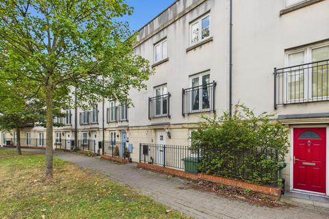 2 Beamont Walk, Brockworth, Gloucester, GL3 4BL