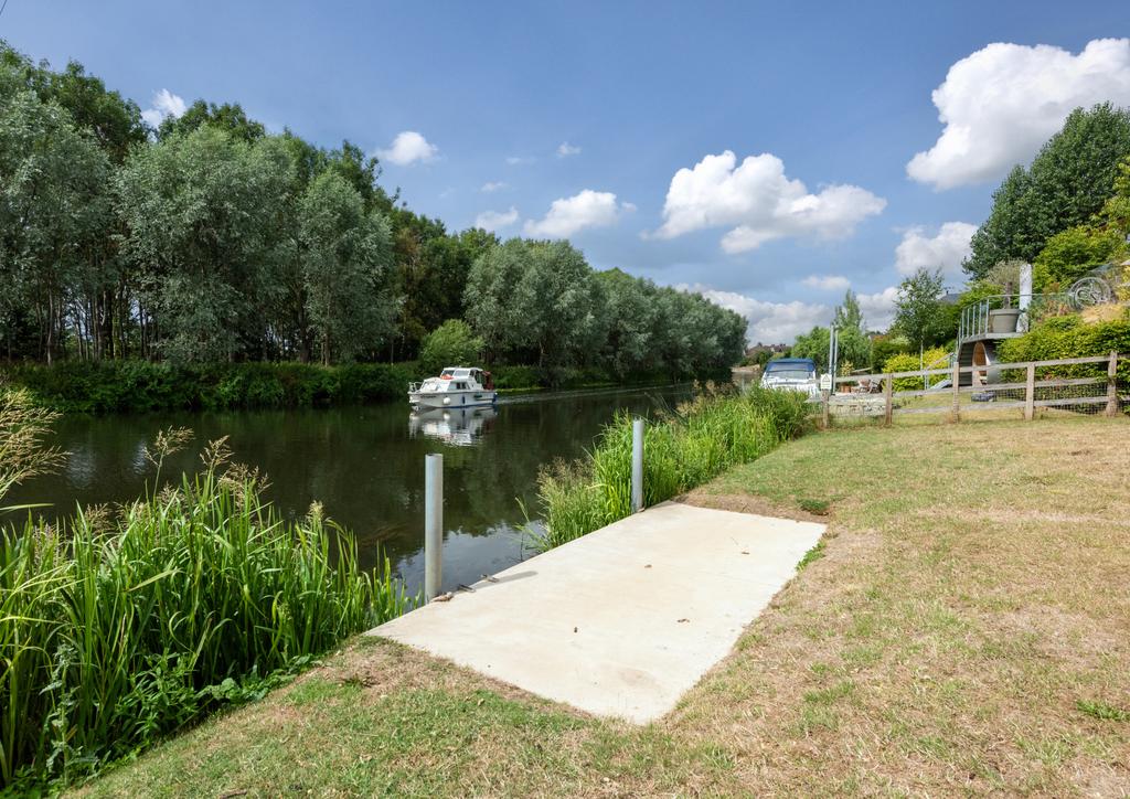 Mooring