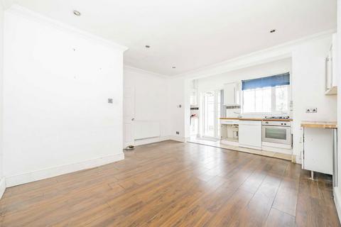 2 bedroom flat for sale, Uffington Road, London SE27