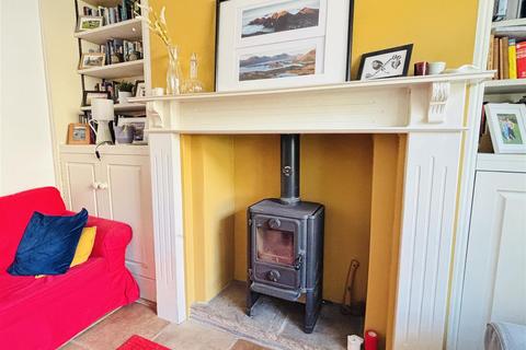 undefined, Bank Street, Broadbottom