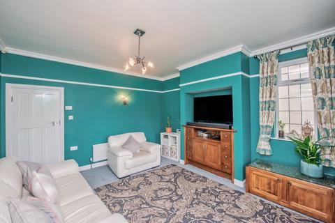 10 Ashfield, Bradford, BD4 9RL