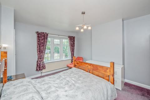 10 Ashfield, Bradford, BD4 9RL