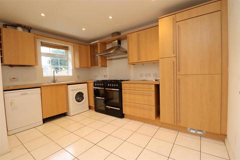 3 bedroom terraced house for sale, Langthwaite Close, Brough
