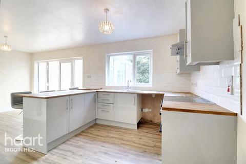 4 bedroom detached bungalow for sale, Main Road, Biggin Hill