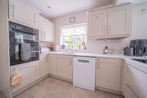 undefined, Milton Road, Bentley Heath, B93