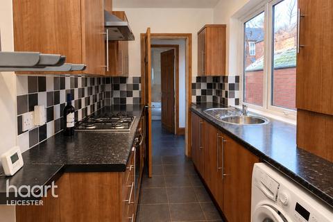3 bedroom terraced house for sale, Dunton Street, Leicester