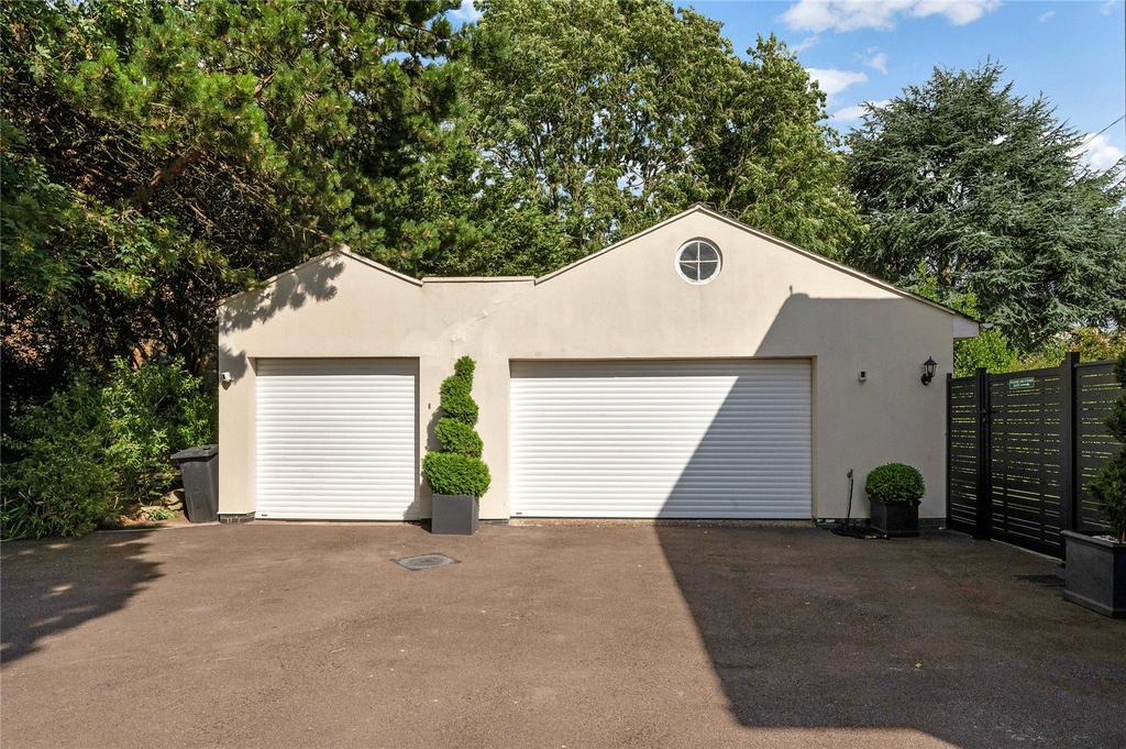 Garaging