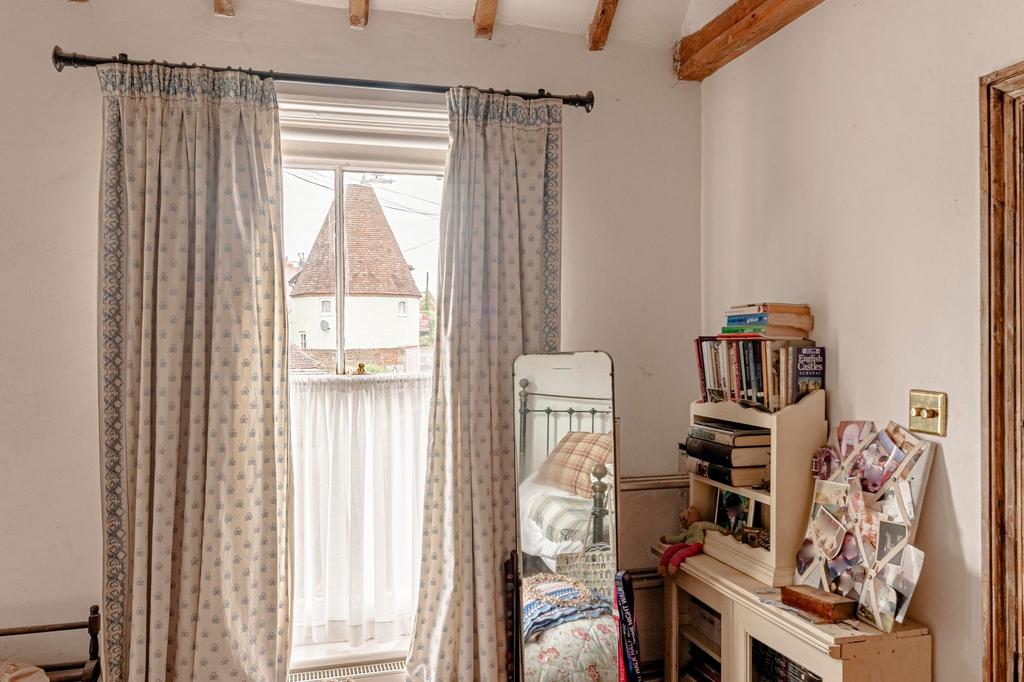 Living Room (4)