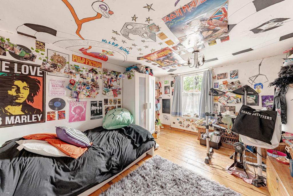 Bedroom Two (1)