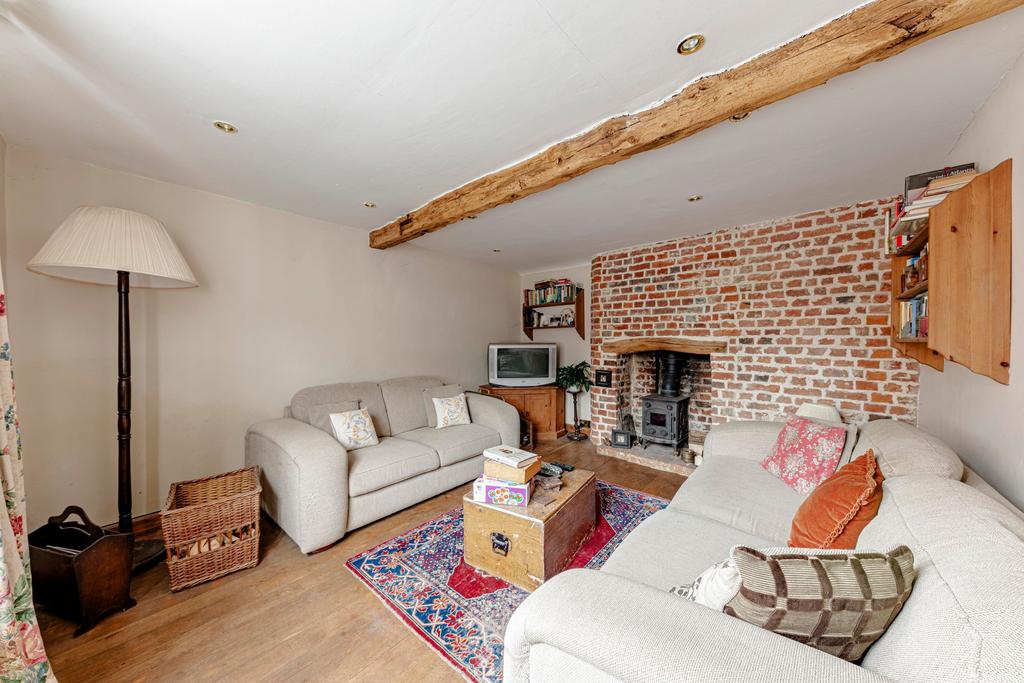 Living Room (3)