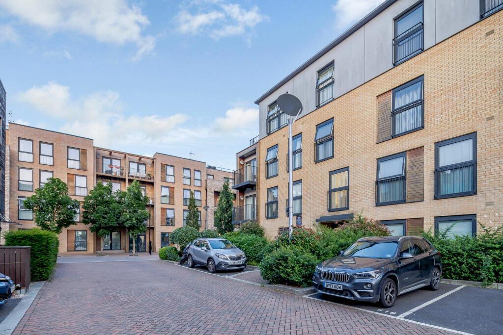 Davidson Frost-Wellings, DFW, Bletchley Court, Fro