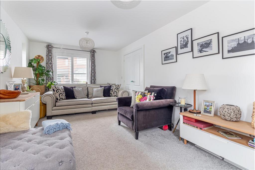 Living-room-2.jpg
