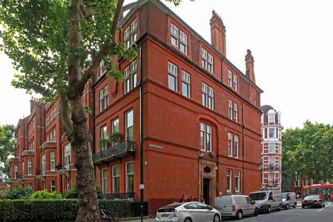 Healthcare facility to rent, 18 Cadogan Gdns London SW3 2RP