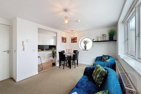 2 bedroom apartment for sale, 5 Royal Quay, Merseyside L3
