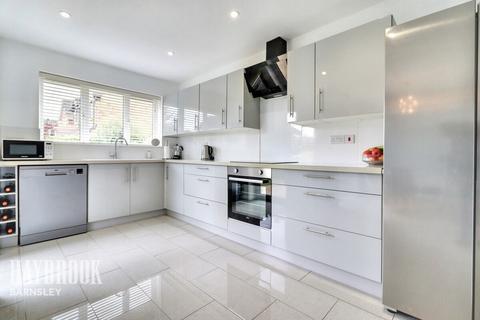 26 Chilcombe Place, Birdwell, Barnsley, S70 5SX