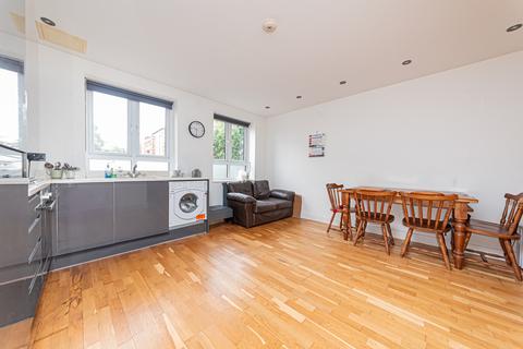1 bedroom flat for sale, Marlborough House,Park Street, Camberley, Surrey, GU15 3NY