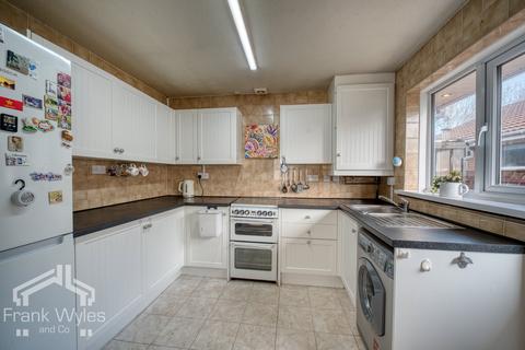 3 bedroom bungalow for sale, Frobisher Drive, Lytham St. Annes, Lancashire