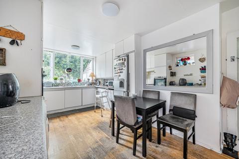 4 bedroom terraced house for sale, Bickersteth Road, Tooting Broadway SW17