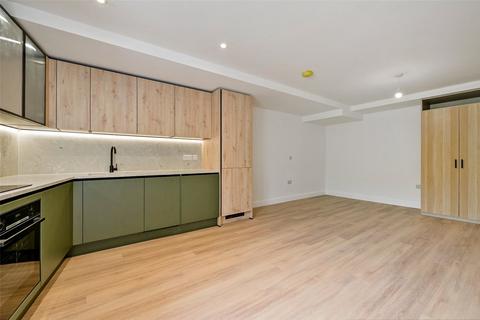 Studio to rent, East Street, Bedminster, Bristol, Somerset, BS3