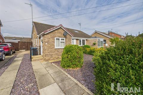 2 bedroom bungalow for sale, Sperrin Close, Hull