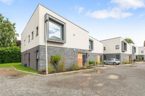 undefined, McGlashan Gardens, Crieff, PH7