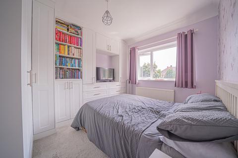 7 Croft Down Road, Solihull, B92 9BD
