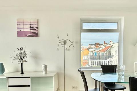 2 bedroom flat for sale, West Parade, Bexhill-on-Sea, TN39