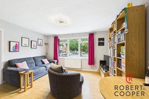 2 bedroom apartment for sale, Victoria Road, South Ruislip, HA4