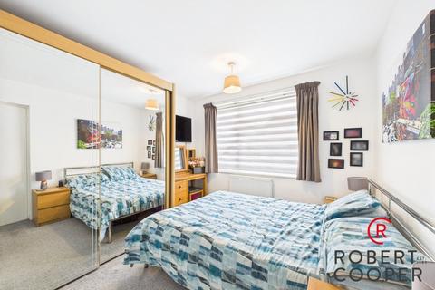 2 bedroom apartment for sale, Victoria Road, South Ruislip, HA4