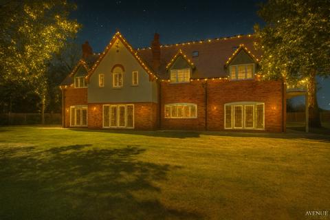 7 bedroom detached house for sale, 27A Woodlands Avenue, Walsall, WS5