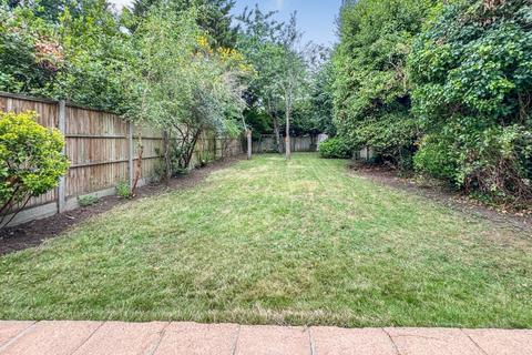 4 bedroom semi-detached house for sale, PARK CRESCENT, FINCHLEY, N3