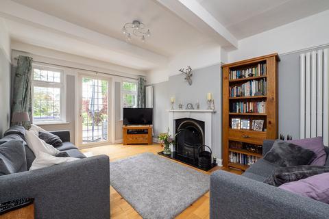undefined, Boundary Road, Carshalton SM5