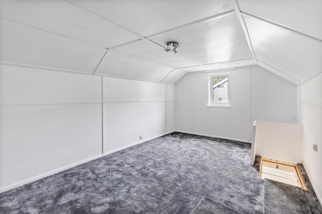 15 Loft Room Dartmouth, Ferndale, Wayside - 250730