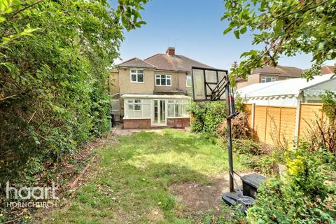4 bedroom semi-detached house for sale, Albany Road, Hornchurch