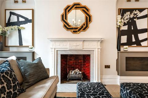 2 bedroom apartment for sale, Park Street, London, W1K